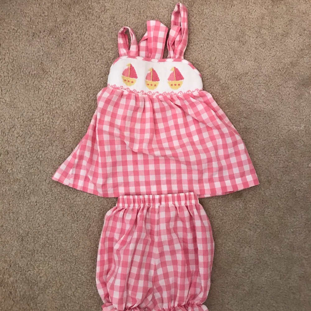 Girls 2 piece smocked sailboat gingham set